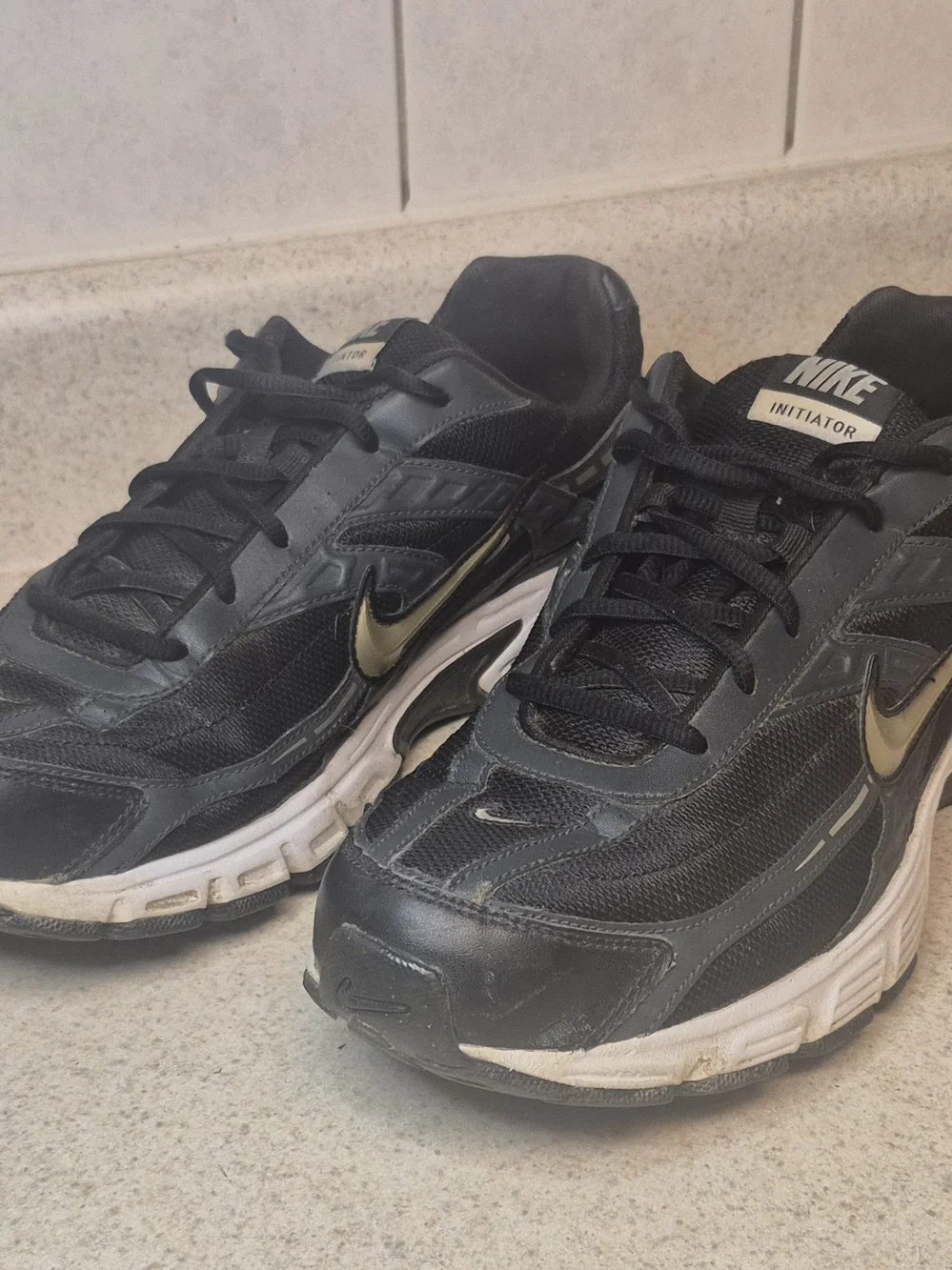Nike Initiator Men's Athletic Running Size 14 Black 394055-002